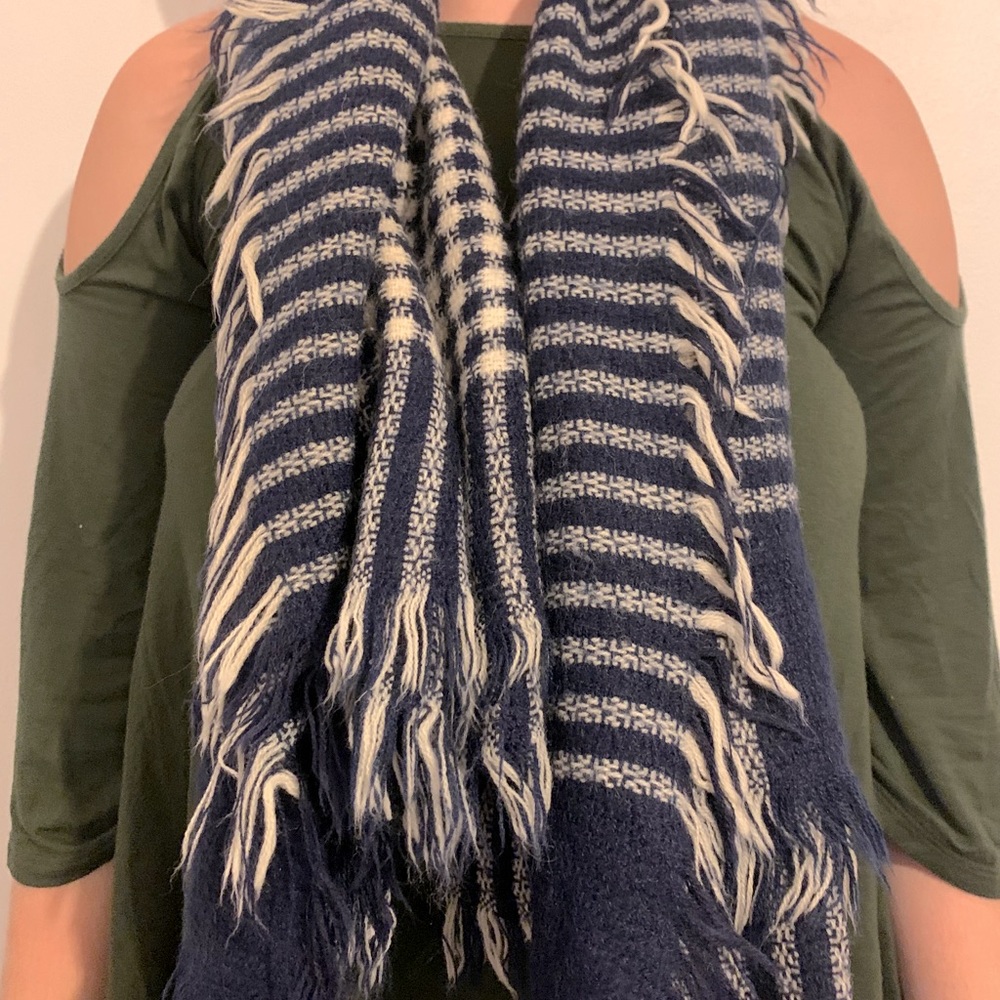 Blanket scarf